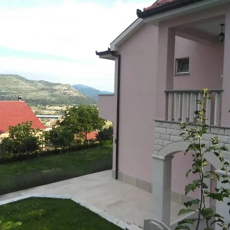 Sun Garden Apartment Trebinje Exterior photo