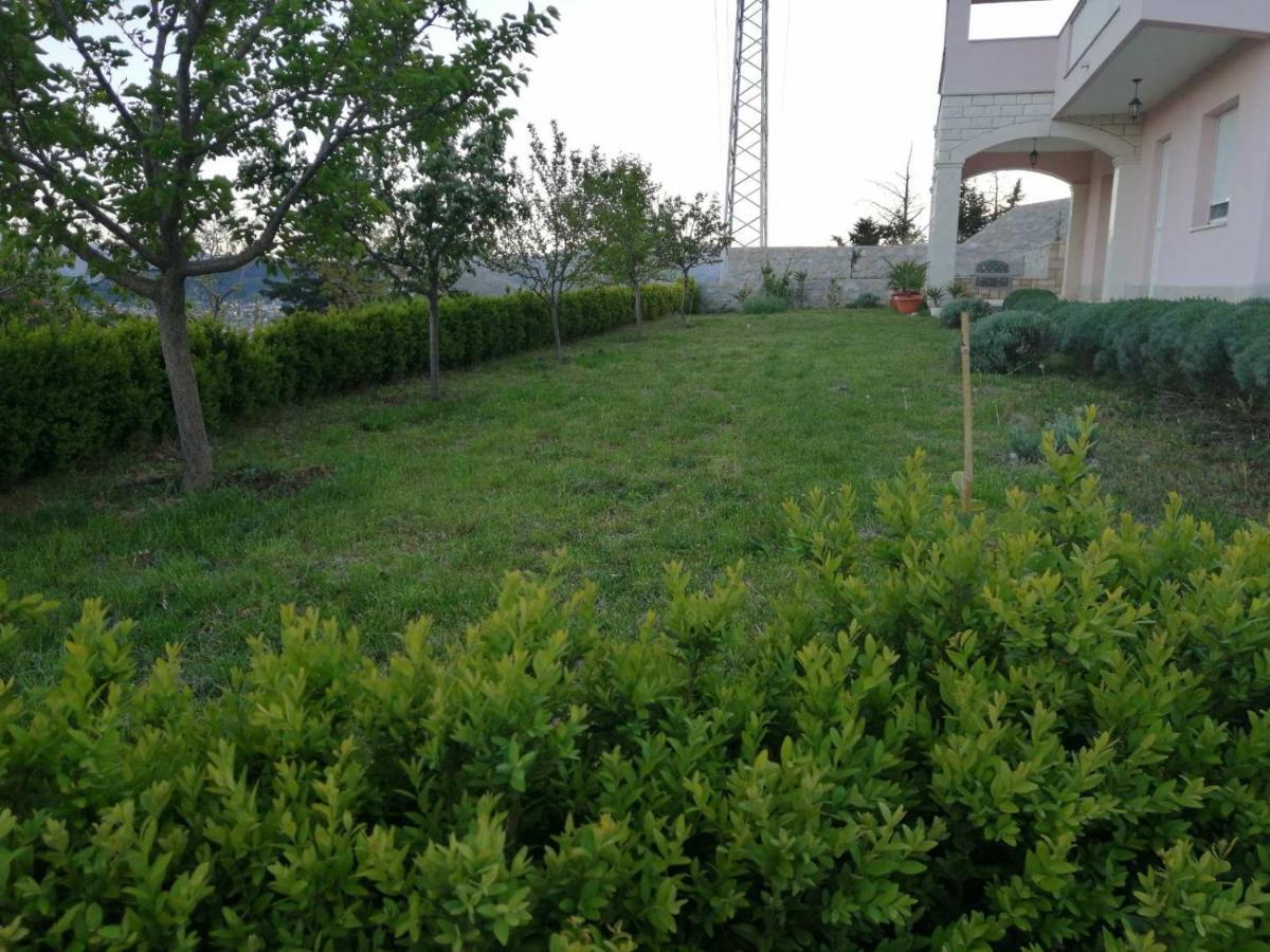 Sun Garden Apartment *